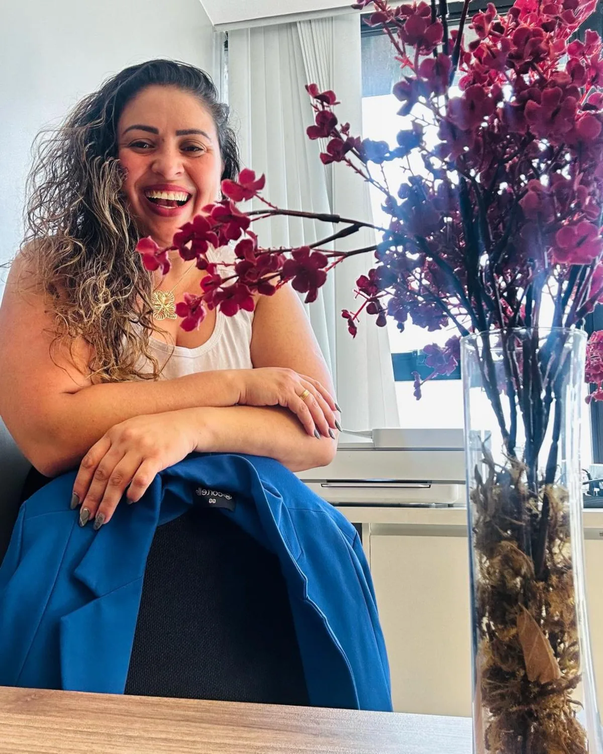 Ana Flávia Pereira D'Abadia no escritório